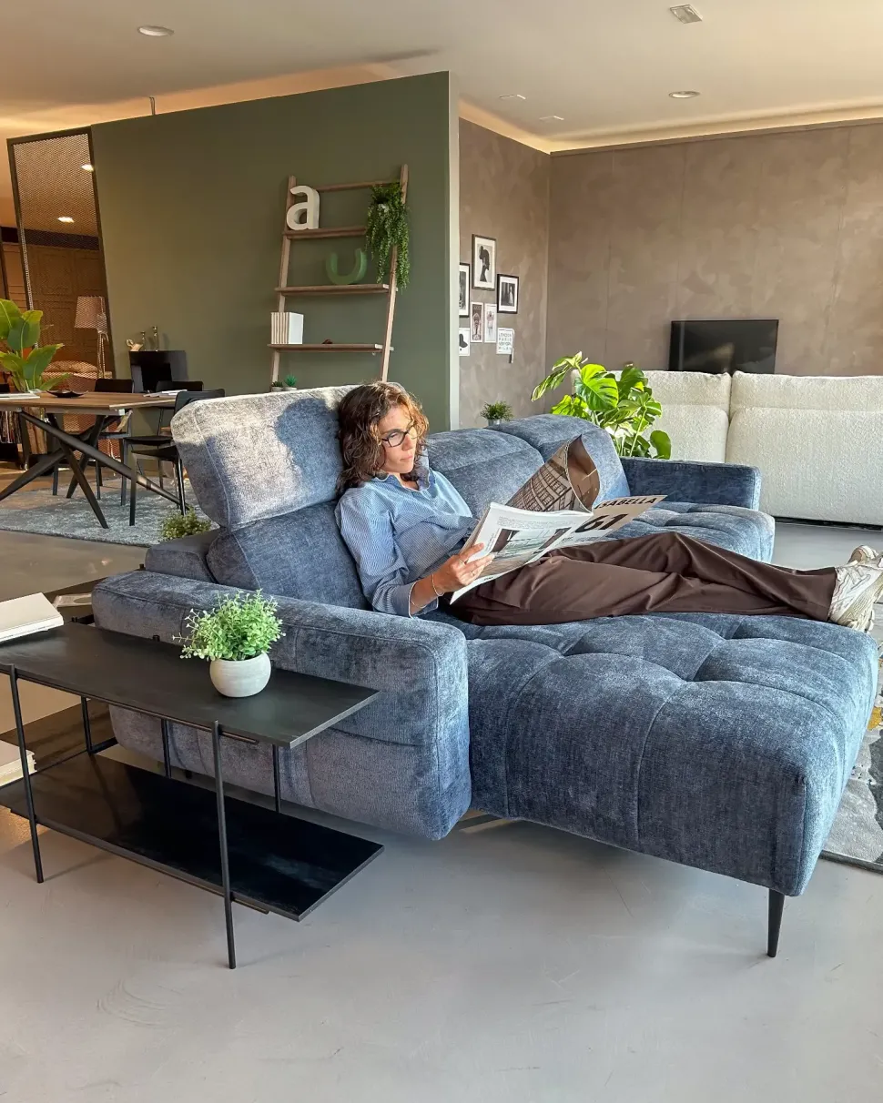 Divano Con penisola modello Divano gillan di Le comfort a prezzi outlet