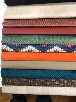 Divano con penisola modello Magnum di Crippa salotti in offerta