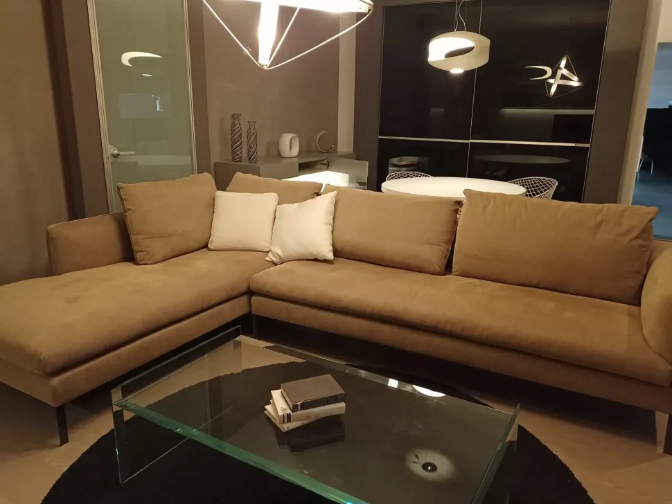 Divano con penisola Paul Molteni & c a prezzi outlet