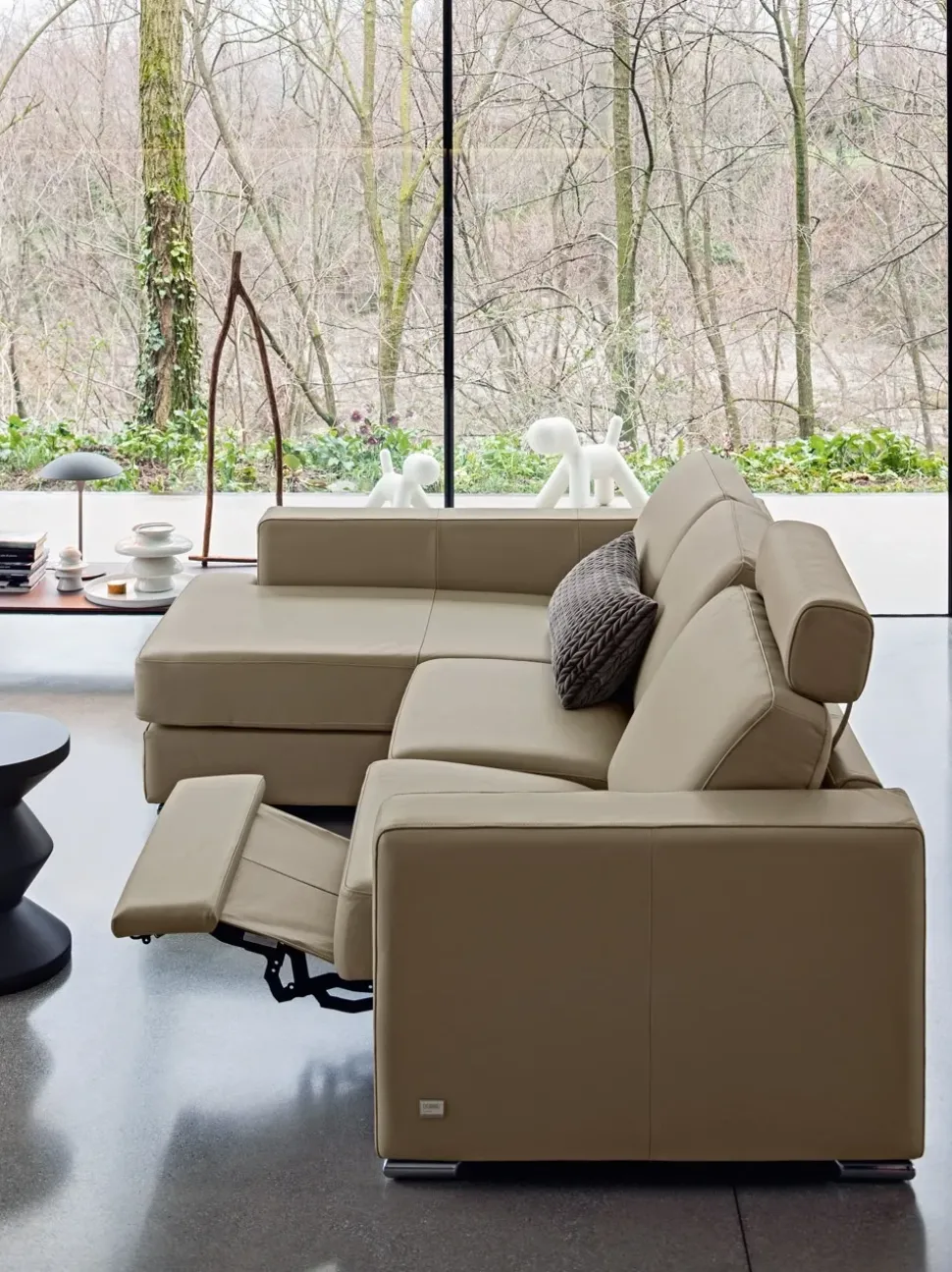 Divano con penisola pelle in poliuretano Doimo salotti in Offerta Outlet