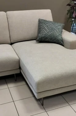 Divano con penisola Platz Rizzetto in Tessuto a 2550€