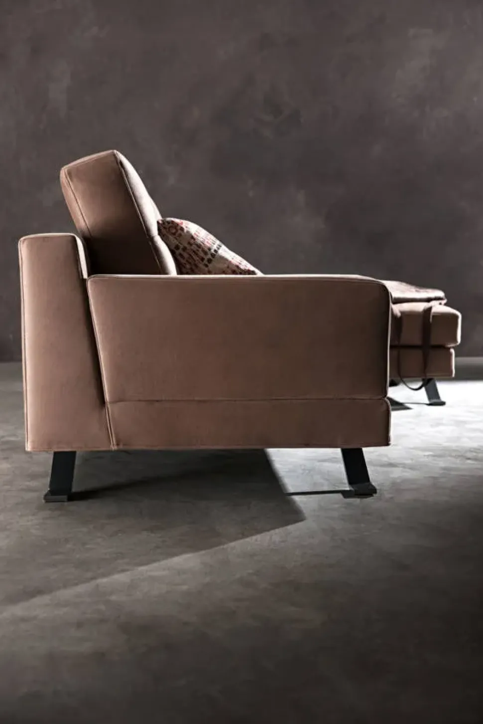 Divano con penisola Samoa modello Newport Special