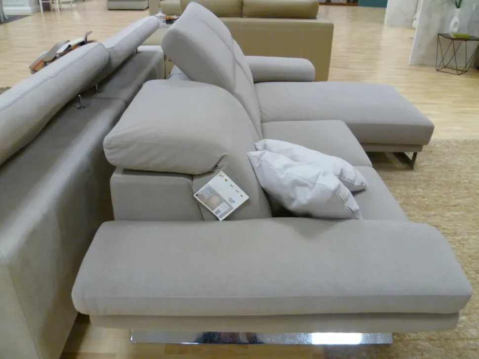 Divano con penisola Stratos Delta salotti: SCONTO ESCLUSIVO