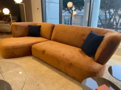 Divano Con penisola tessuto modello Londy di Lago