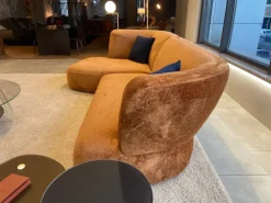 Divano Con penisola tessuto modello Londy di Lago