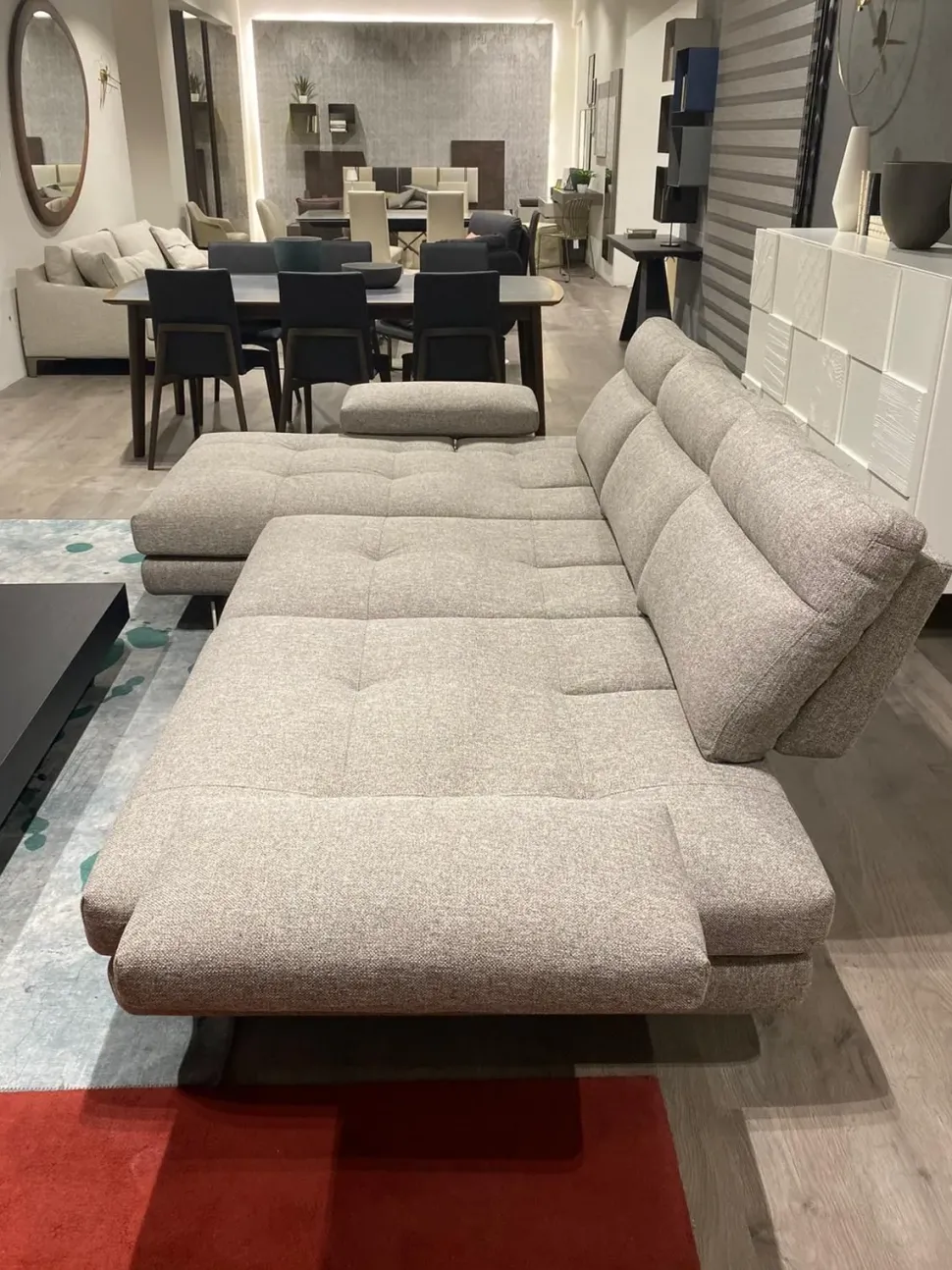 Divano con penisola Toby wing Calia ad un prezzo conveniente