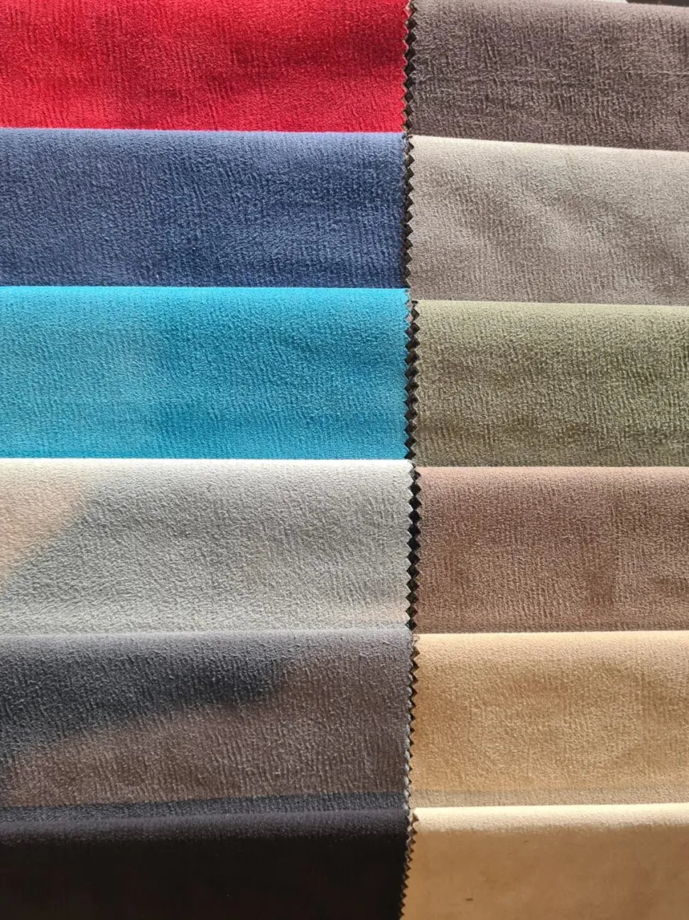 Divano con penisola Valencia comfort Rosini in Offerta Outlet