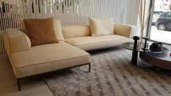 Divano da 5 posti modello Perry up di Flexform scontato