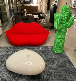 Divano da 3 posti modello Gufram bocca limited di Gufram scontato