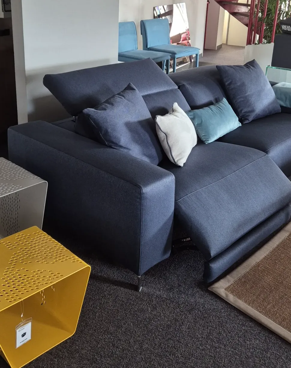 Divano da 3 posti modello Soho di Gurian scontato