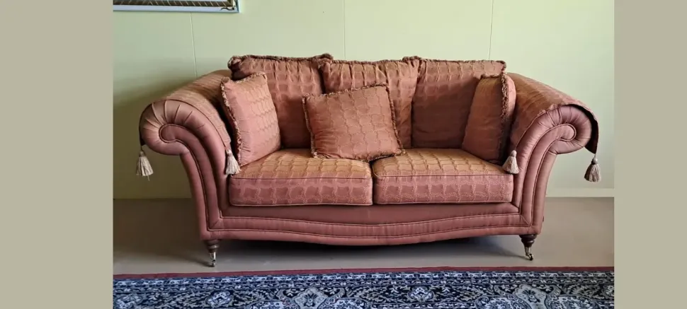 Divano da 3 posti modello Epoque by egon furstenberg di Epoque scontato