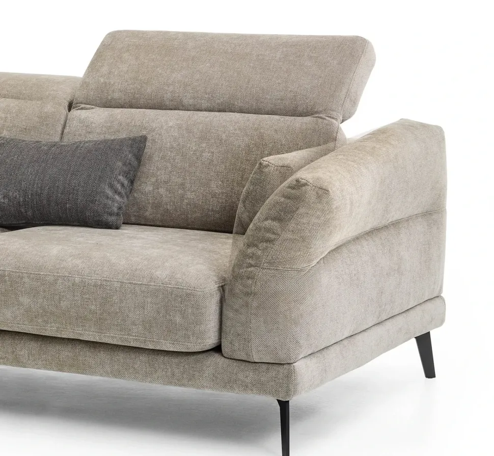 Divano da 4 posti modello Sky di Le comfort scontato