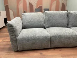 Divano da 4 posti modello Carrera di Franco ferri scontato