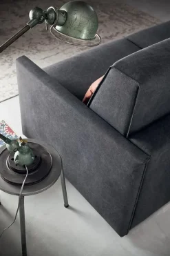 Divano da 3 posti modello Mark di Felis scontato