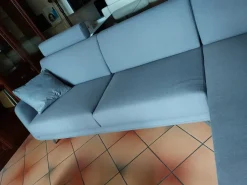 Divano da 5 posti modello Bristol  di Doimo salotti scontato