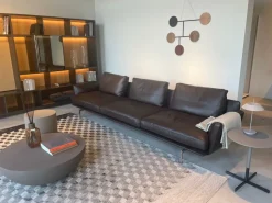 Divano design pelle Get back di Poltrona frau con sconto del - 45%