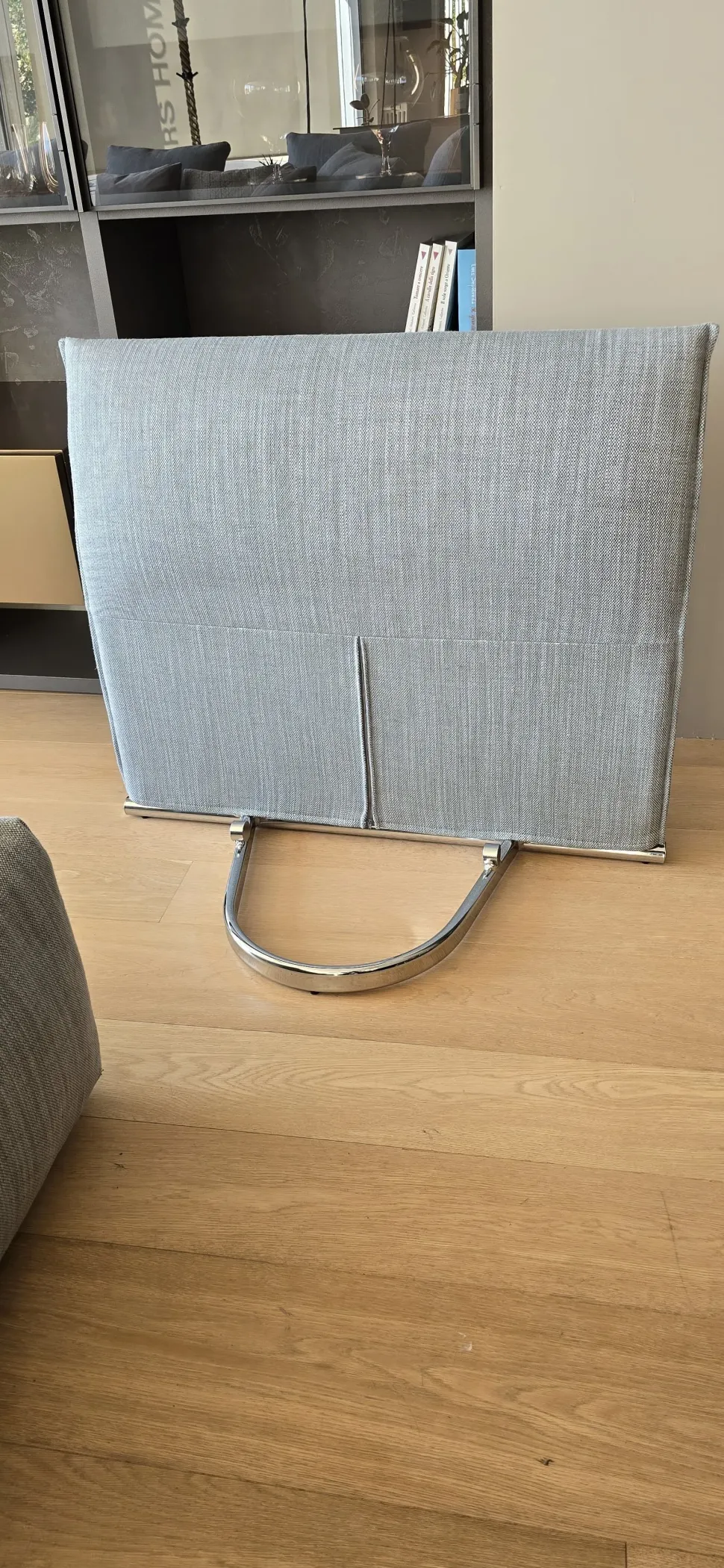 Divano design tessuto Pixel di Saba con sconto del - 40%