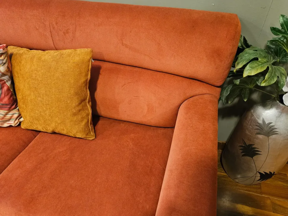 Divano Divano gienne modello ambra Gienne: con uno SCONTO ESCLUSIVO del 35%