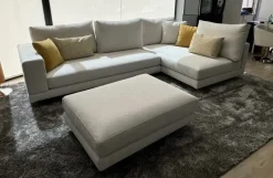 Divano Divano in tessuto italiano monder in Tessuto sfoderabile  di Artigianale scontato 44%