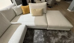 Divano Divano in tessuto italiano monder in Tessuto sfoderabile  di Artigianale scontato 44%