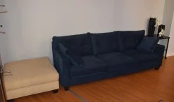 Divano Edoardo con pouf Stella del mobile a PREZZO OUTLET