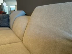 Divano Elisir in Tessuto Calia a prezzo scontato