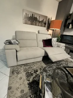 Divano Eros in Tessuto Felis a prezzo ribassato