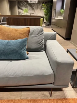 Divano Etan di Twils in stile moderno a prezzo scontato