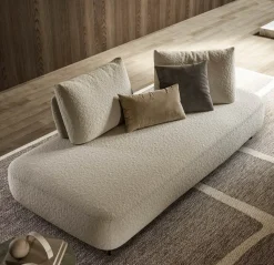 Divano Fanny in Tessuto Le comfort a prezzo scontato