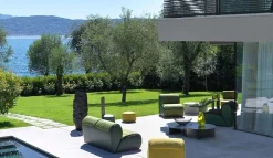 Divano Flora in Tessuto Flou a prezzo scontato