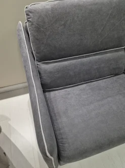 Divano Francesca di Artigianale in stile moderno a prezzo scontato