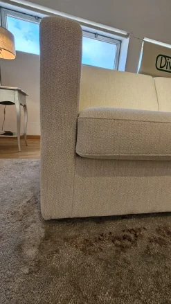 Divano Giorgy di Divanidea in stile moderno a prezzo scontato