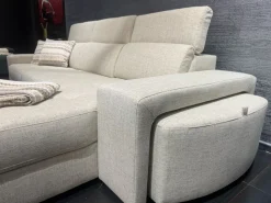 Divano Gloria tessuto in poliuretano  I classici a prezzo scontato