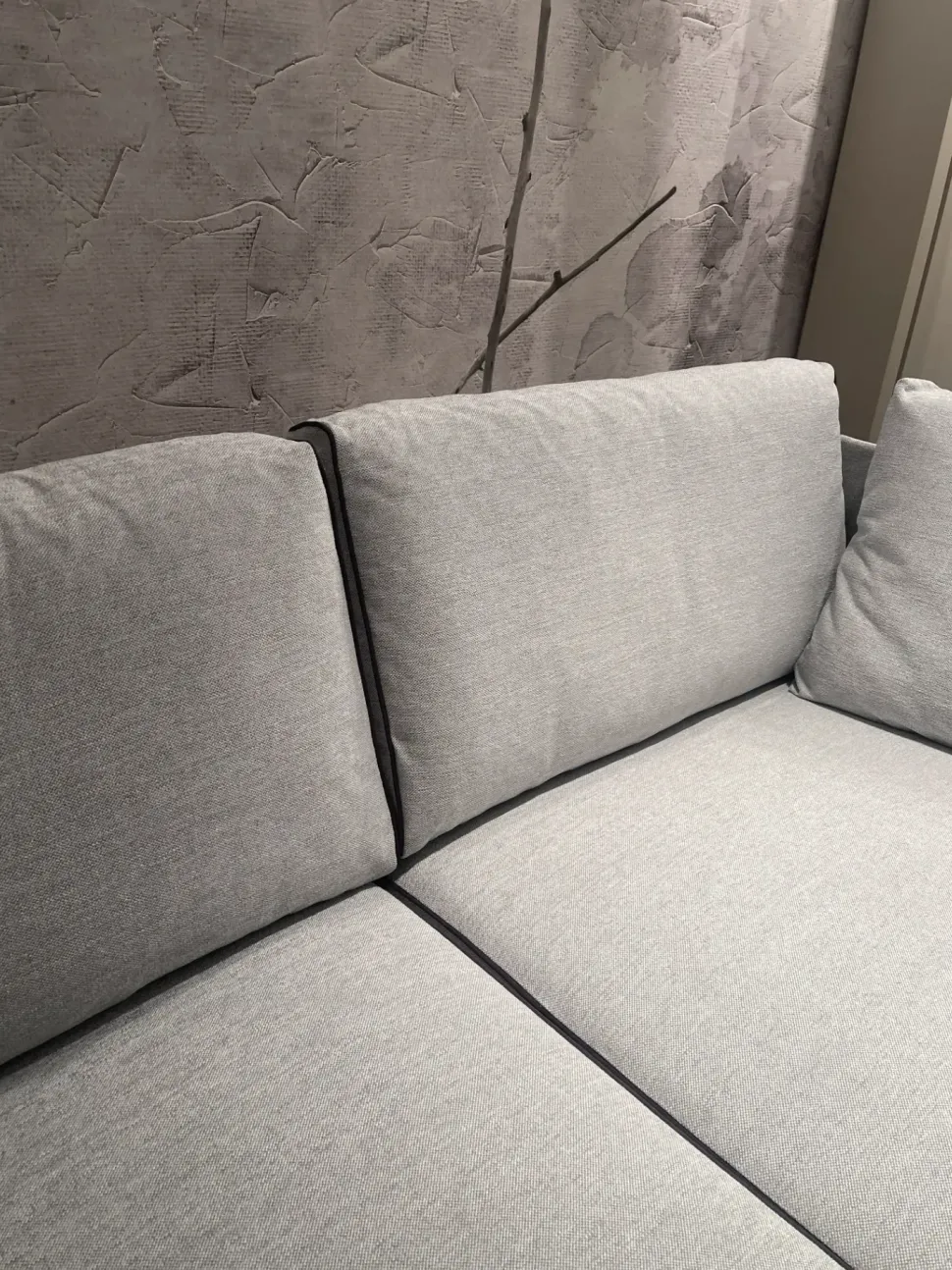 Divano Gregor Rigosalotti: con uno SCONTO ESCLUSIVO del 55%