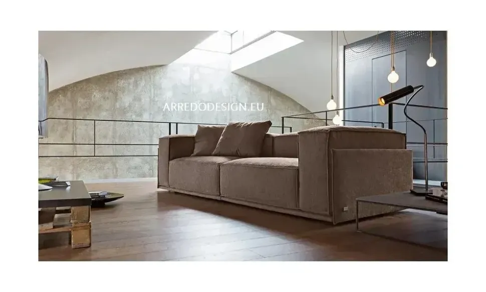 Divano in Pelle stile design modello Roland scontato - 35%