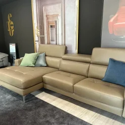 Divano in Pelle stile moderno modello Matt scontato - 28%