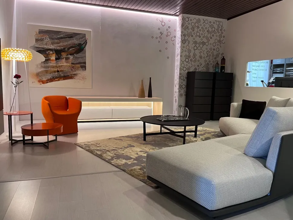 Divano in tessuto Cleo di Molteni & C. a prezzi vantaggiosi