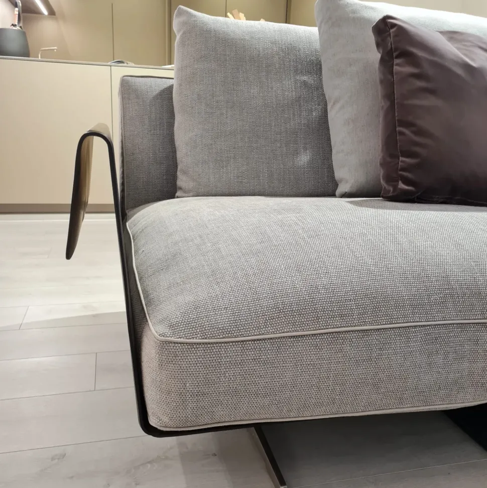 Divano in Tessuto Flexform a prezzo ribassato