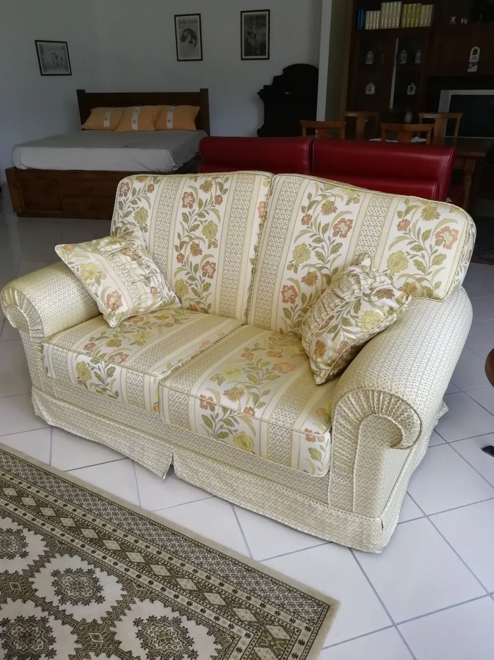 Divano in Tessuto stile classico modello Sissy scontato - 40%