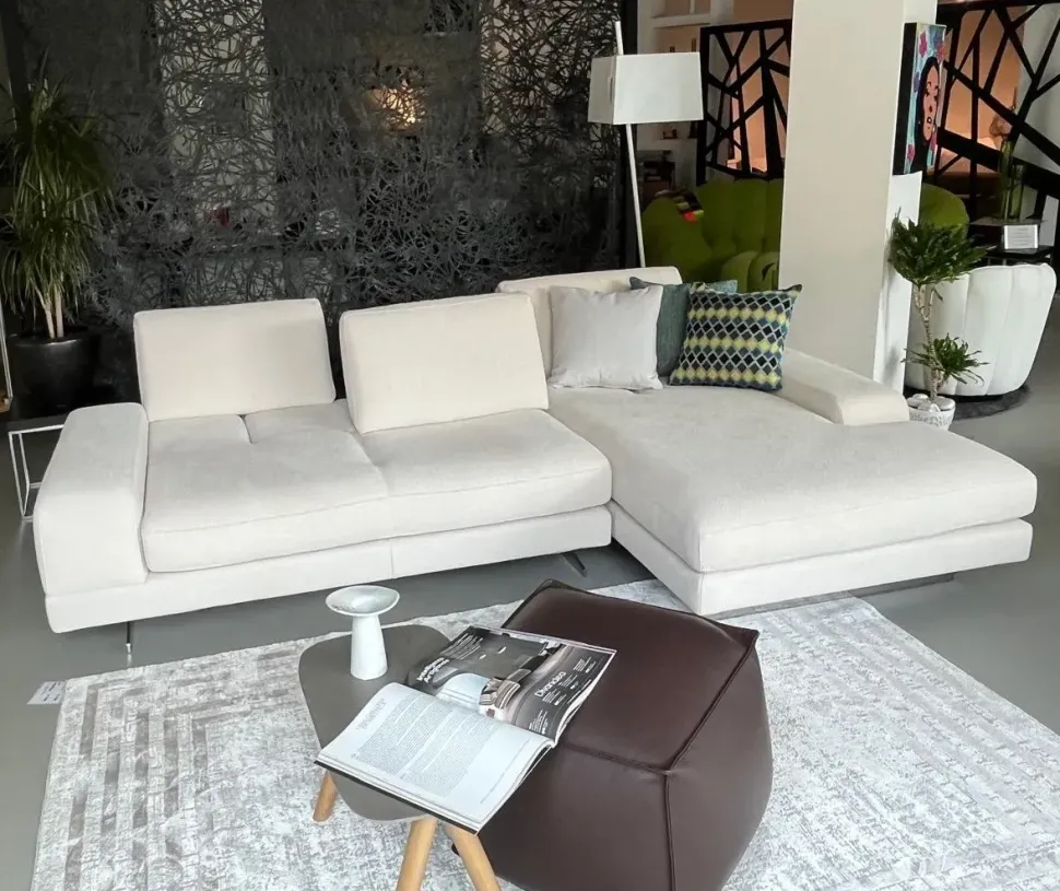 Divano in Tessuto stile design modello Movie scontato - 20%