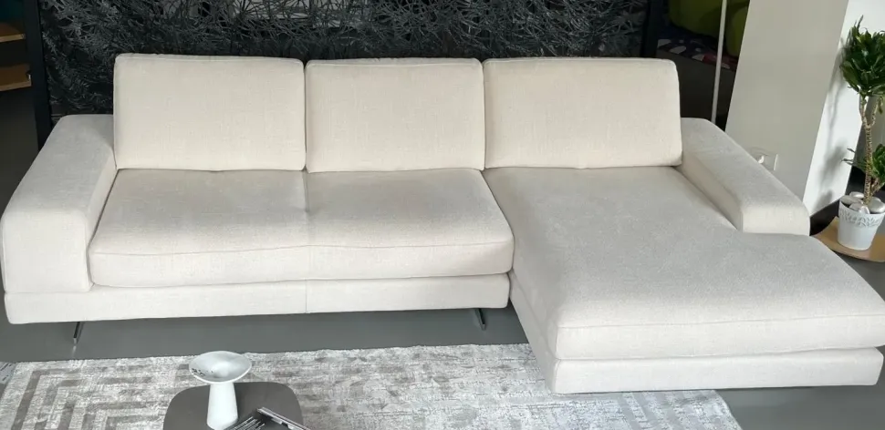 Divano in Tessuto stile design modello Movie scontato - 20%