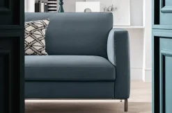 Divano in Tessuto stile design modello Larson scontato - 37%