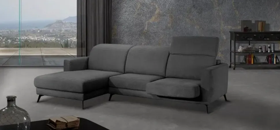 Divano in Tessuto stile design modello Divano mod.giuly con penisola in promo-sconto del 50% scontato - 47%