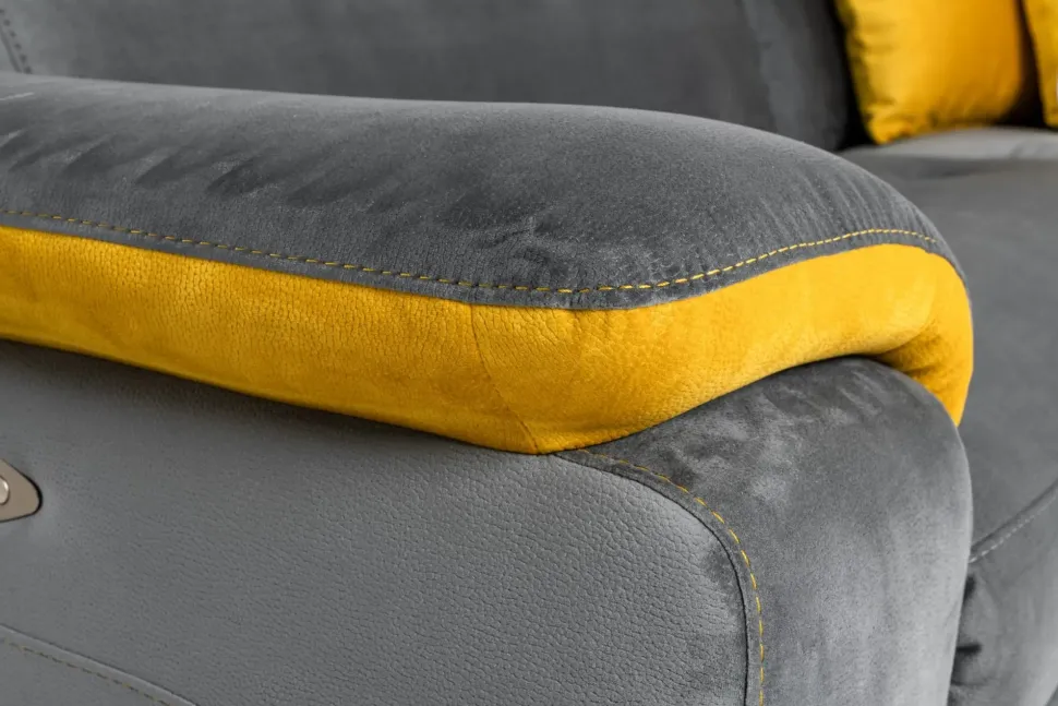 Divano in Tessuto stile design modello Life scontato - 44%