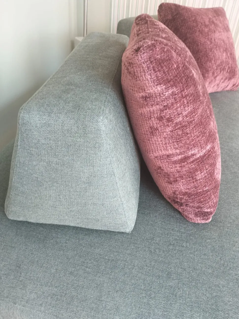 Divano in Tessuto stile design modello Tangram silver scontato - 42%