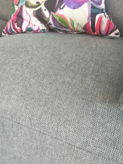 Divano in Tessuto stile design modello Tangram silver scontato - 42%