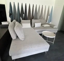 Divano in Tessuto stile design modello Divano tipo veliero scontato - 30%