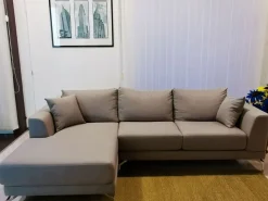 Divano in Tessuto stile moderno modello Porto scontato - 60%