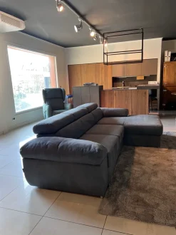 Divano in Tessuto stile moderno modello Divano nuovo  scontato - 47%