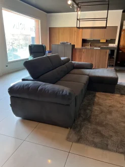 Divano in Tessuto stile moderno modello Divano nuovo  scontato - 47%